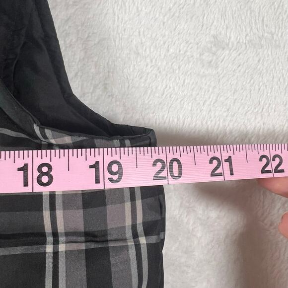 Charter Club Reversible Plaid and Solid Black Down Puffer Full Zip Vest - Picture 4 of 10